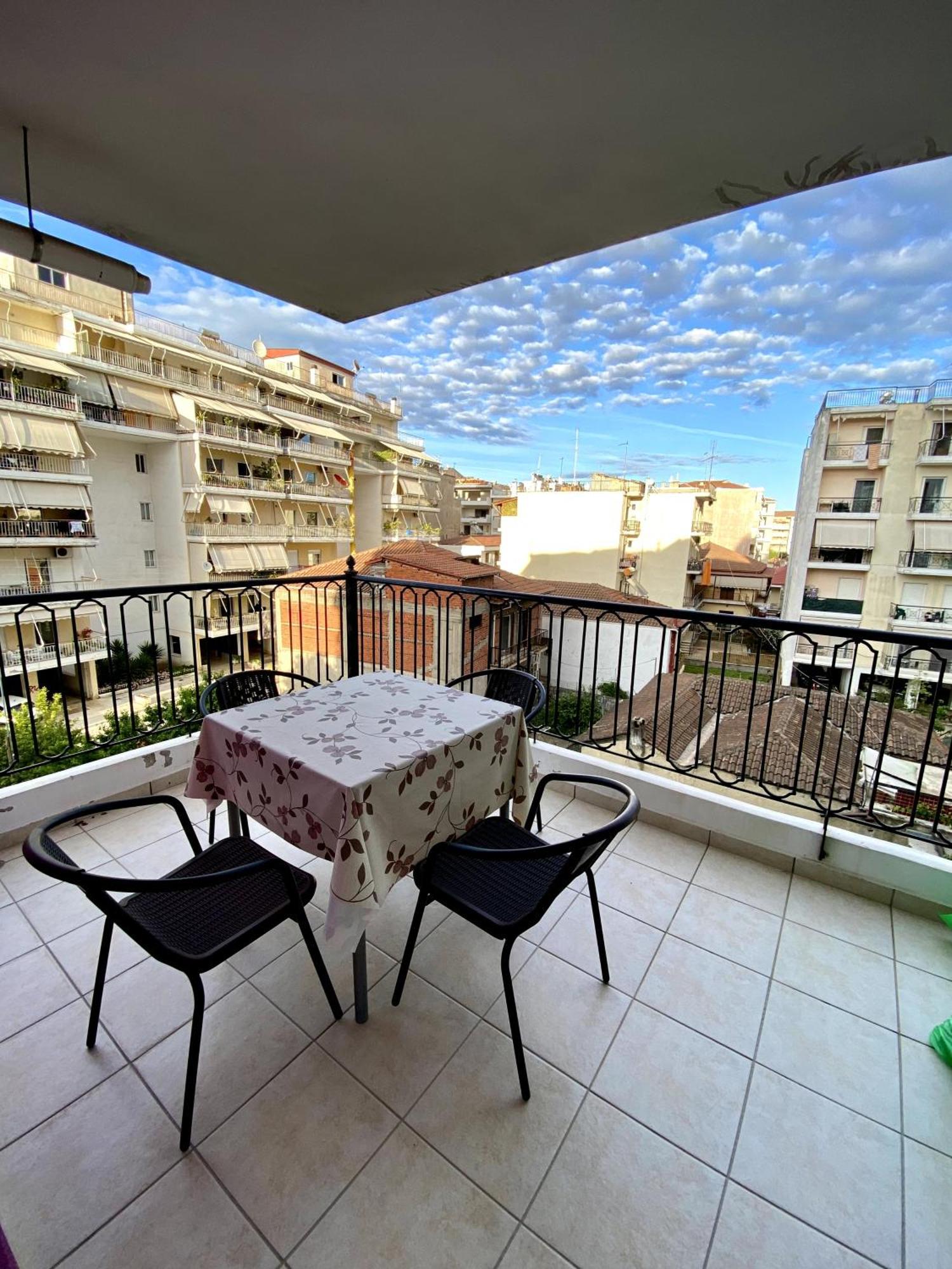 Demy'S Apartments Karditsa Bagian luar foto